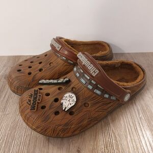 Chewbacca Fur-lined Crocs Size W7/M5